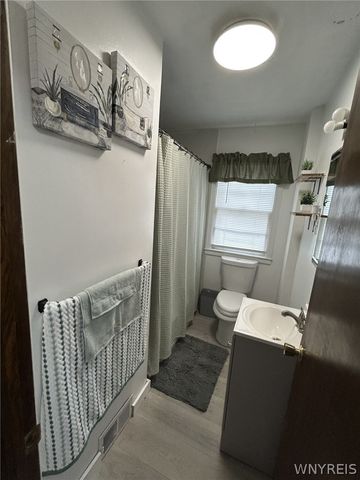 1205 85th Street, Niagara Falls, NY 14304