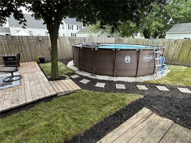 1205 85th Street, Niagara Falls, NY 14304