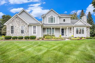 2165 Prairie View, Grand Blanc, MI 48439