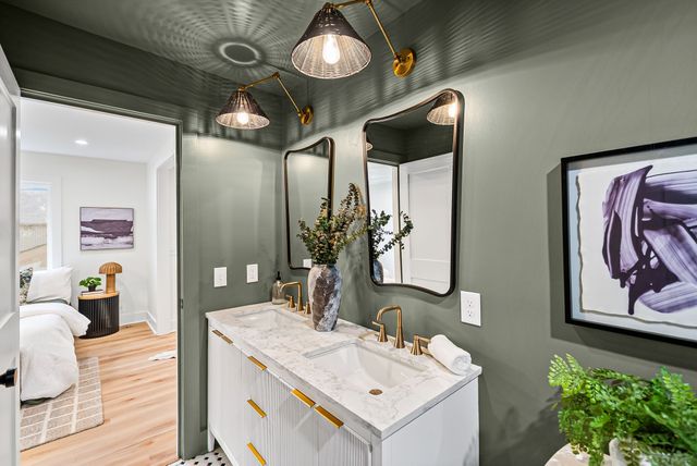 541 Doral Country Dr, Nashville, TN 37221