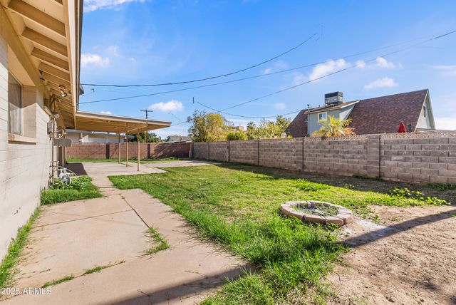 4401 W CLAREMONT Street, Glendale, AZ 85301