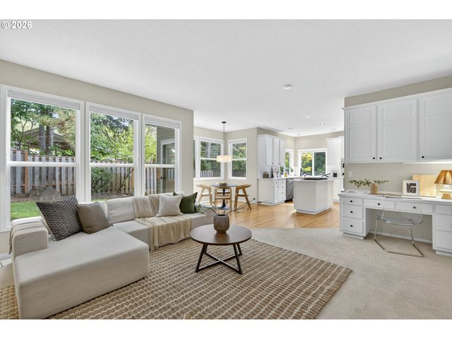 5530 BAY CREEK Dr, Lake Oswego, OR 97035