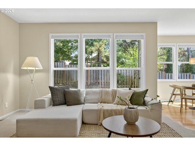 5530 BAY CREEK Dr, Lake Oswego, OR 97035