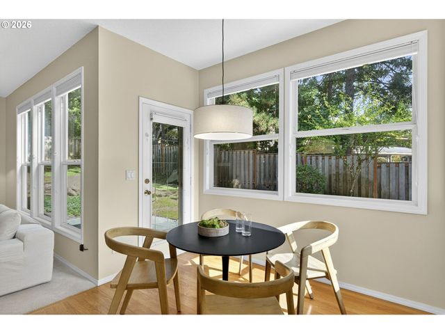 5530 BAY CREEK Dr, Lake Oswego, OR 97035