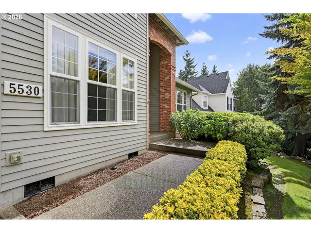 5530 BAY CREEK Dr, Lake Oswego, OR 97035
