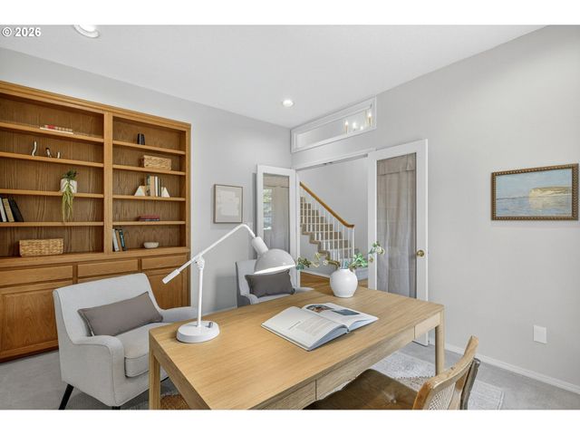 5530 BAY CREEK Dr, Lake Oswego, OR 97035