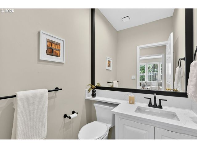 5530 BAY CREEK Dr, Lake Oswego, OR 97035