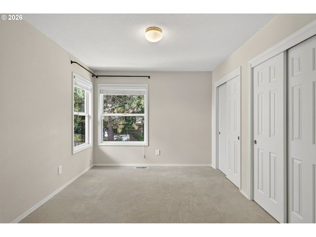 5530 BAY CREEK Dr, Lake Oswego, OR 97035