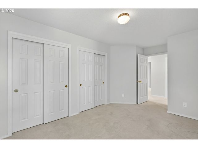 5530 BAY CREEK Dr, Lake Oswego, OR 97035