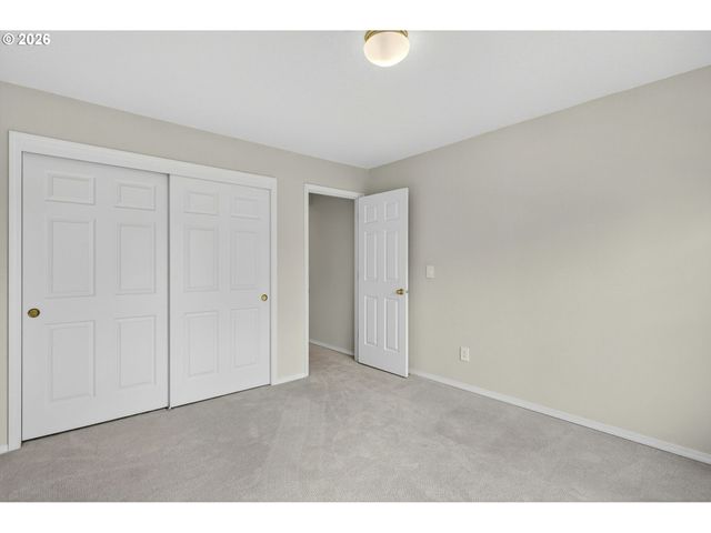 5530 BAY CREEK Dr, Lake Oswego, OR 97035