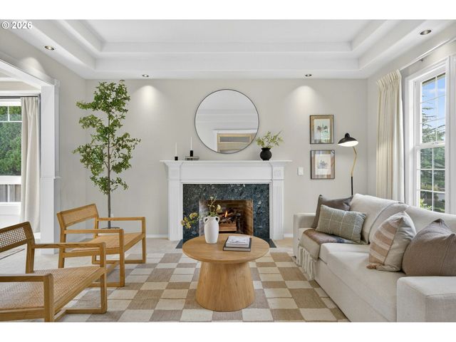 5530 BAY CREEK Dr, Lake Oswego, OR 97035