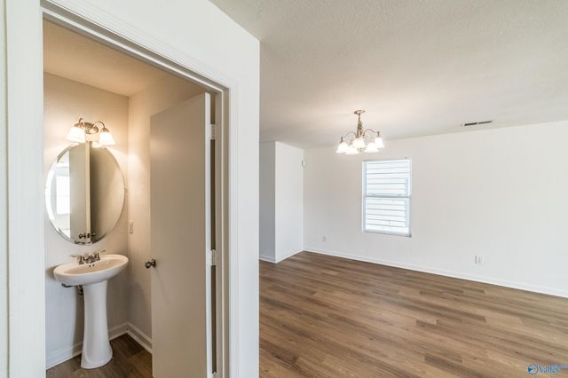 109 Elmhurst Drive, Harvest, AL 35749