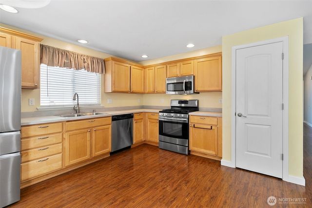 23929 SE 249th Street, Maple Valley, WA 98038