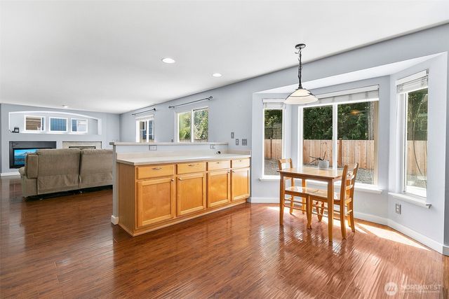 23929 SE 249th Street, Maple Valley, WA 98038