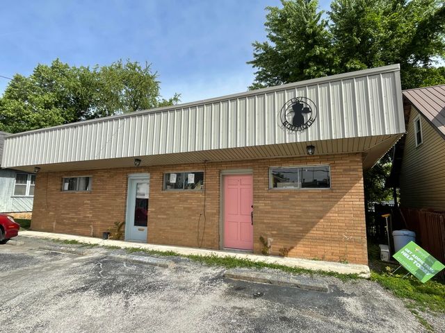 161 Court Street, Whitley City, KY 42653