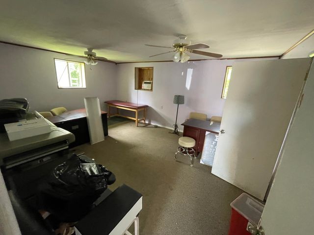 161 Court Street, Whitley City, KY 42653