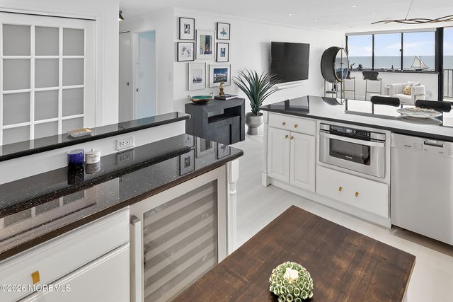 55 Ocean Avenue 10 C, Monmouth Beach, NJ 07750