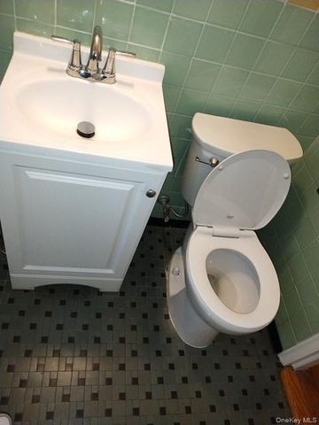 320 S Broadway P1, Tarrytown, NY 10591