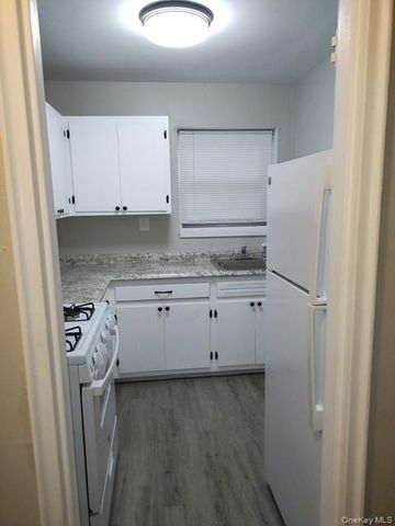 320 S Broadway P1, Tarrytown, NY 10591