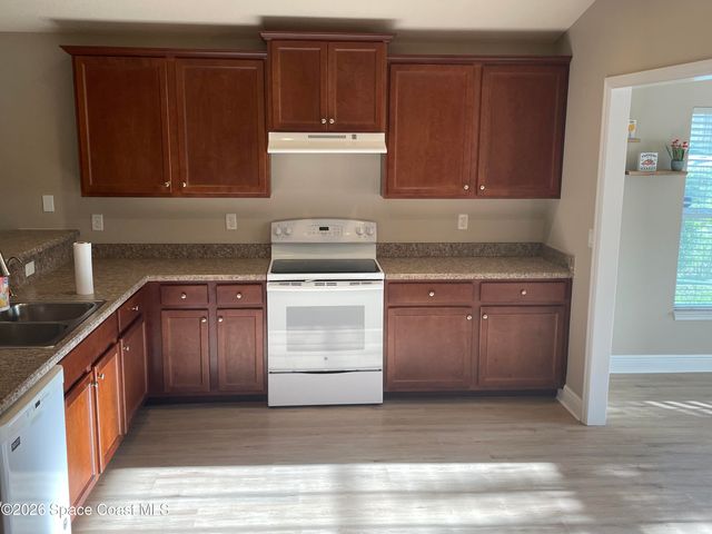 987 Mason Drive, Titusville, FL 32780