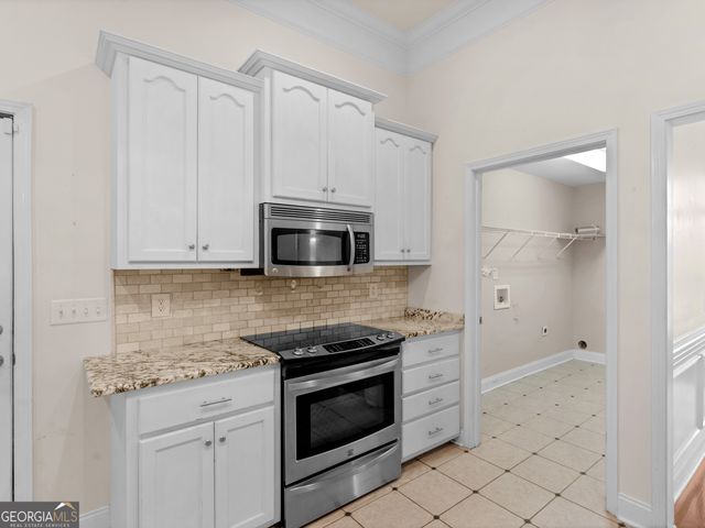 251 Hathersage Drive, Kathleen, GA 31047