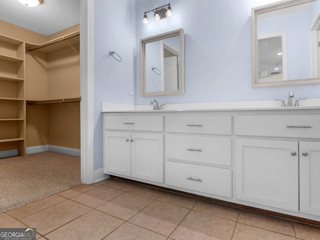 251 Hathersage Drive, Kathleen, GA 31047
