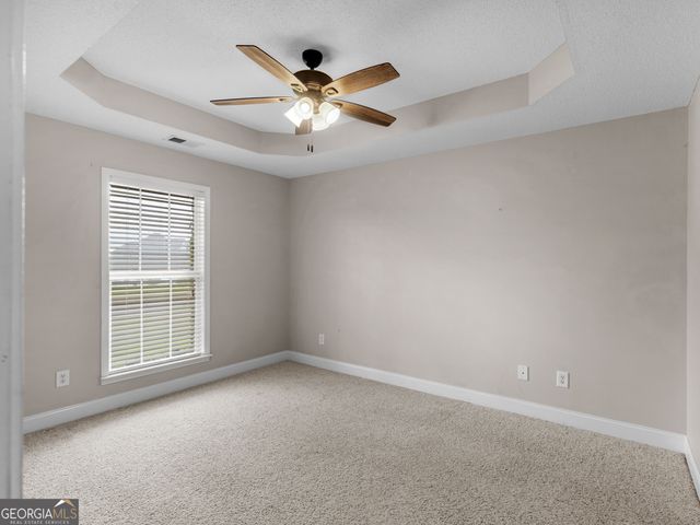 251 Hathersage Drive, Kathleen, GA 31047