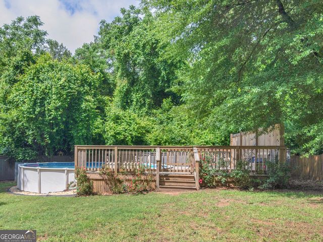 251 Hathersage Drive, Kathleen, GA 31047