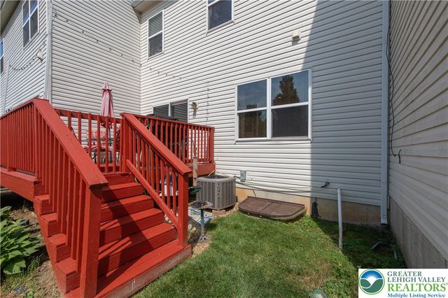 923 King Way, Upper Macungie Twp, PA 18031