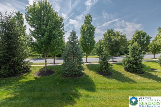 923 King Way, Upper Macungie Twp, PA 18031