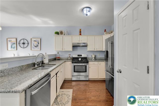 923 King Way, Upper Macungie Twp, PA 18031