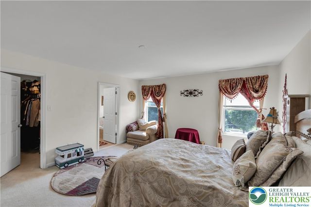 923 King Way, Upper Macungie Twp, PA 18031