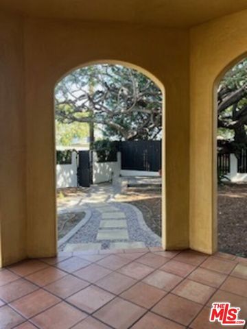 8302 S Sepulveda Boulevard, Los Angeles, CA 90045