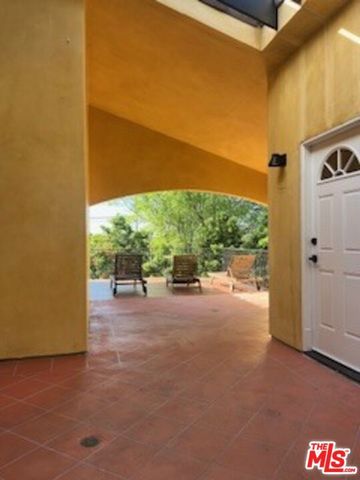 8302 S Sepulveda Boulevard, Los Angeles, CA 90045