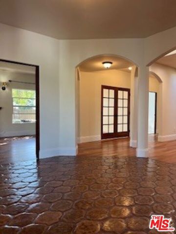 8302 S Sepulveda Boulevard, Los Angeles, CA 90045