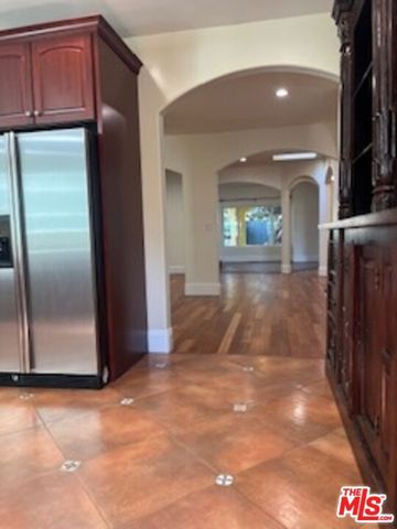 8302 S Sepulveda Boulevard, Los Angeles, CA 90045