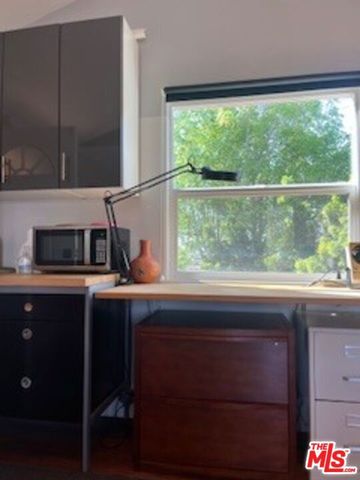 8302 S Sepulveda Boulevard, Los Angeles, CA 90045