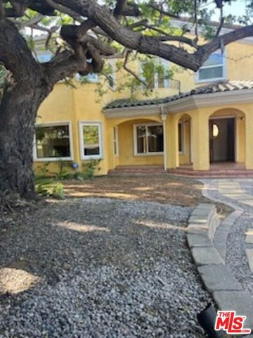 8302 S Sepulveda Boulevard, Los Angeles, CA 90045