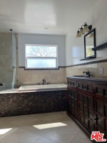 8302 S Sepulveda Boulevard, Los Angeles, CA 90045