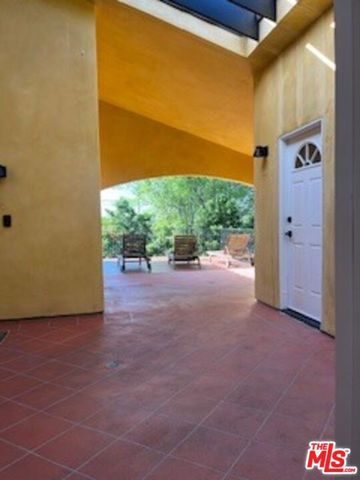 8302 S Sepulveda Boulevard, Los Angeles, CA 90045