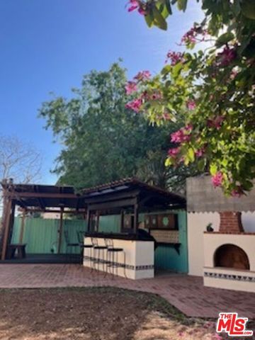 8302 S Sepulveda Boulevard, Los Angeles, CA 90045