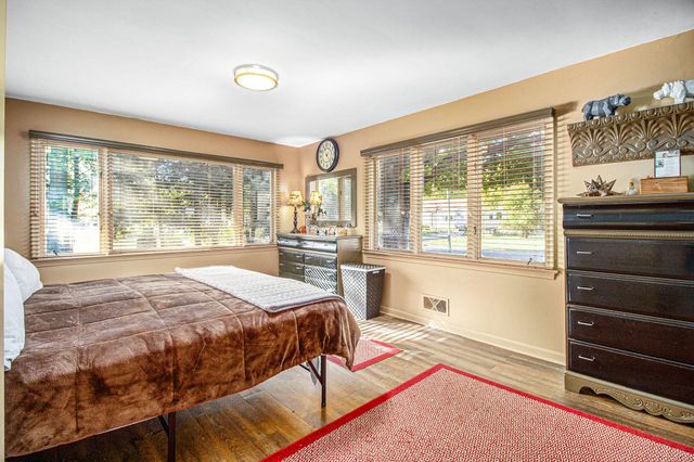 3725 Olney Road, Kalamazoo, MI 49006