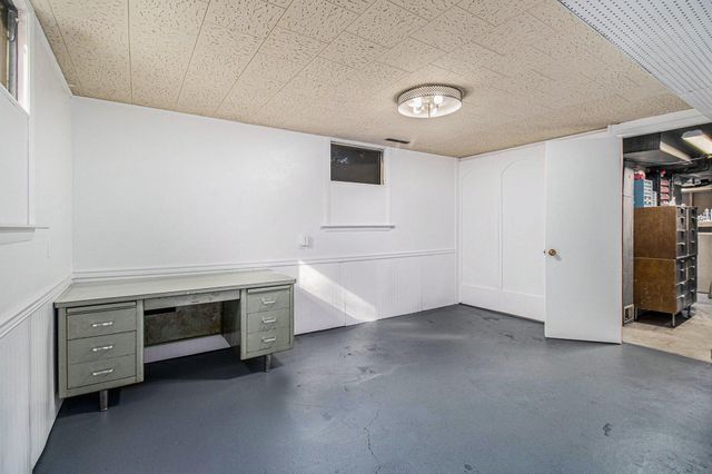 3725 Olney Road, Kalamazoo, MI 49006