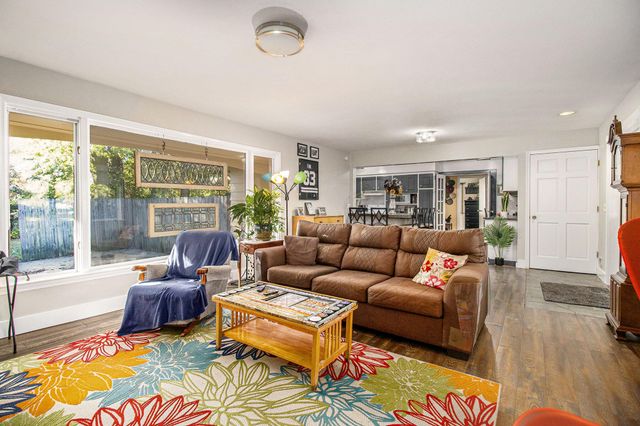 3725 Olney Road, Kalamazoo, MI 49006