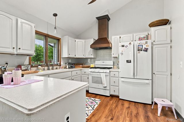 17076 27 Mile Road, Ray Township, MI 48096
