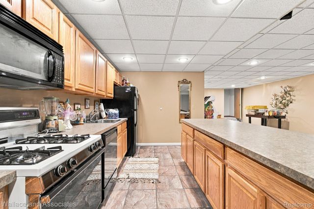17076 27 Mile Road, Ray Township, MI 48096