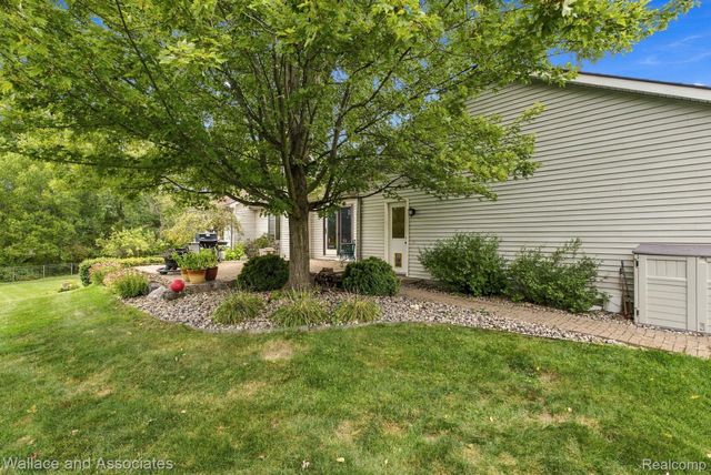 17076 27 Mile Road, Ray Township, MI 48096