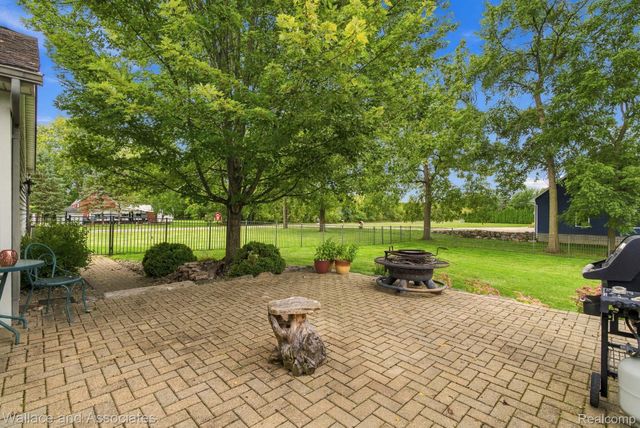 17076 27 Mile Road, Ray Township, MI 48096