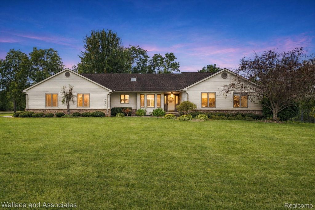 17076 27 Mile Road, Ray Township, MI 48096
