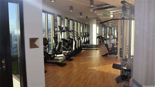 987 Queen Street 4104, Honolulu, HI 96814